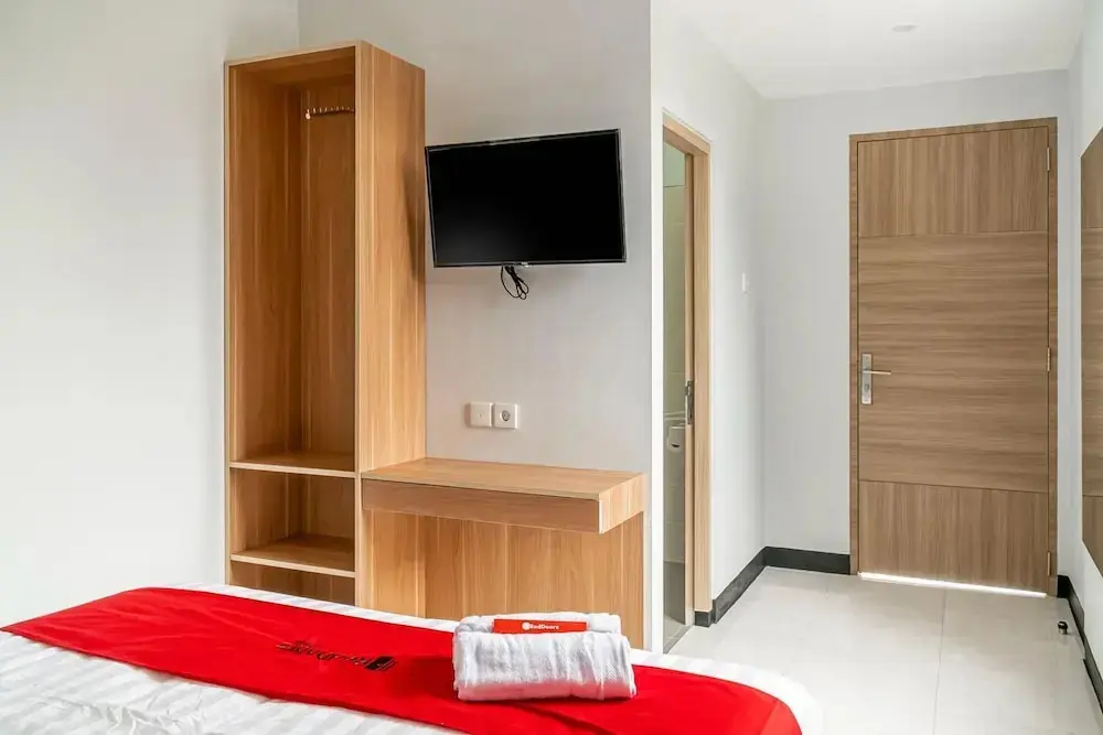 Джакарта: RedDoorz near Lippo Mall Puri