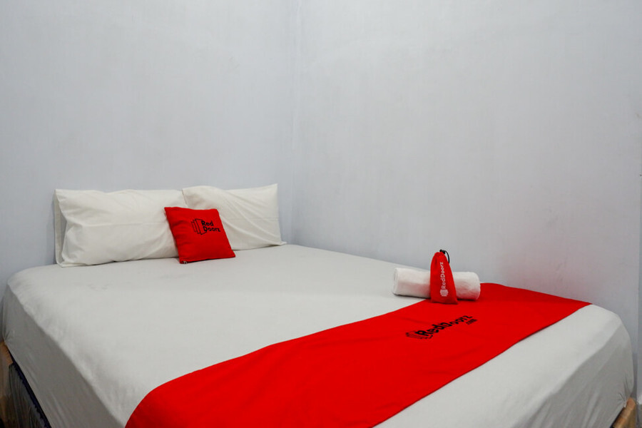 Рантепао: RedDoorz near STIKES Toraja