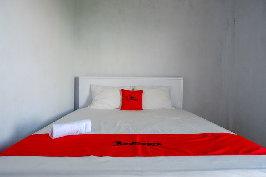 Рантепао: RedDoorz near STIKES Toraja