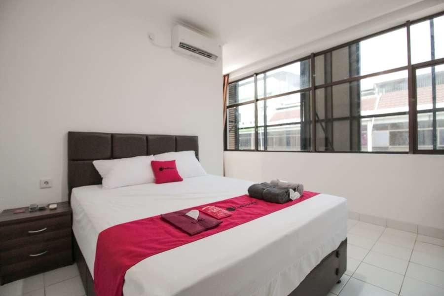 Джакарта: RedDoorz @ Ruko ITC Roxy Mas
