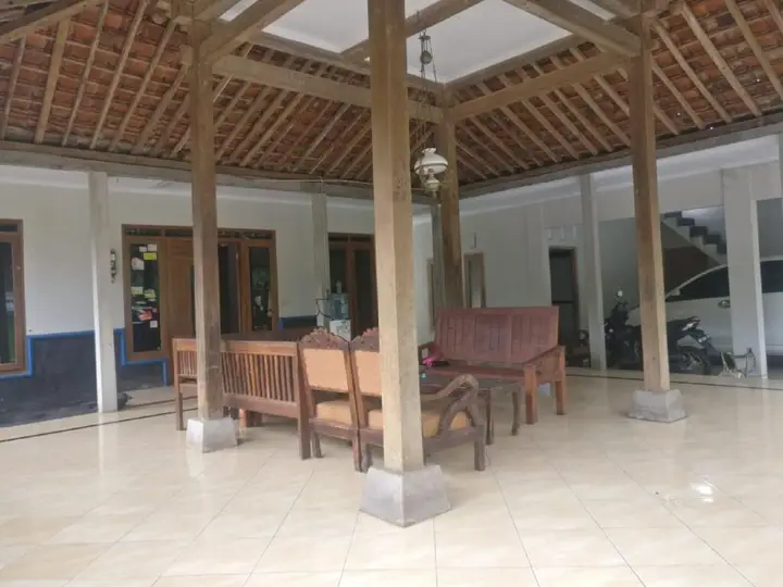 Батуретно: Homestay Putra Mandiri