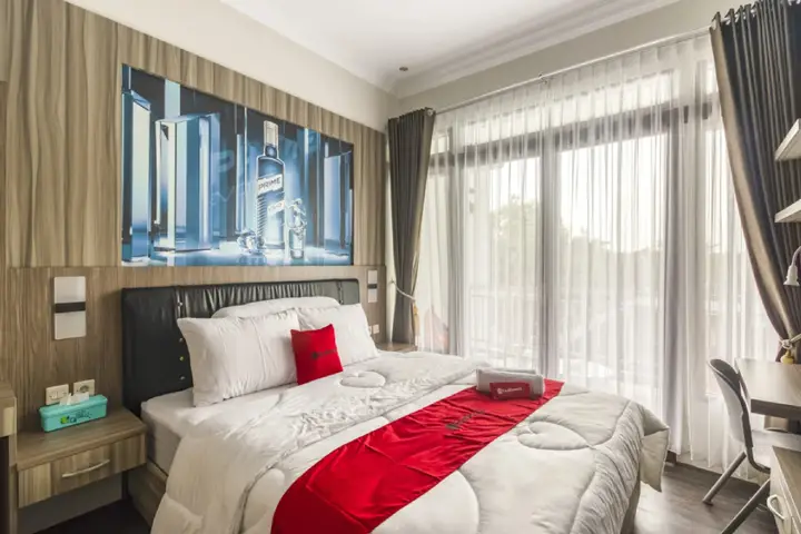 Джокьякарта: RedDoorz Plus near Gembira Loka Zoo 2