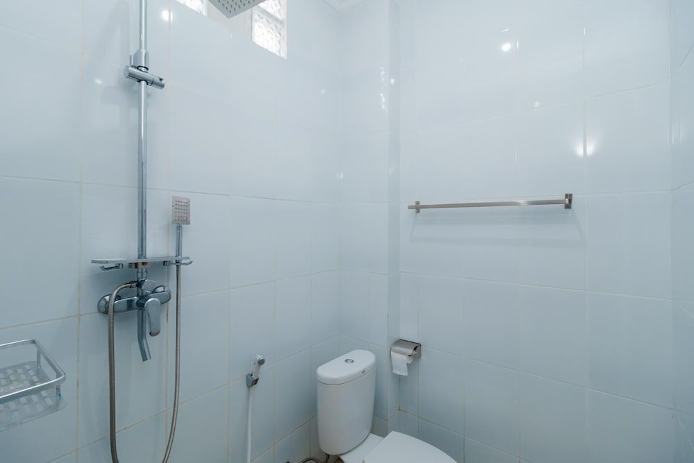 Палембанг: RedDoorz Syariah near Stasiun LRT Bumi Sriwijaya