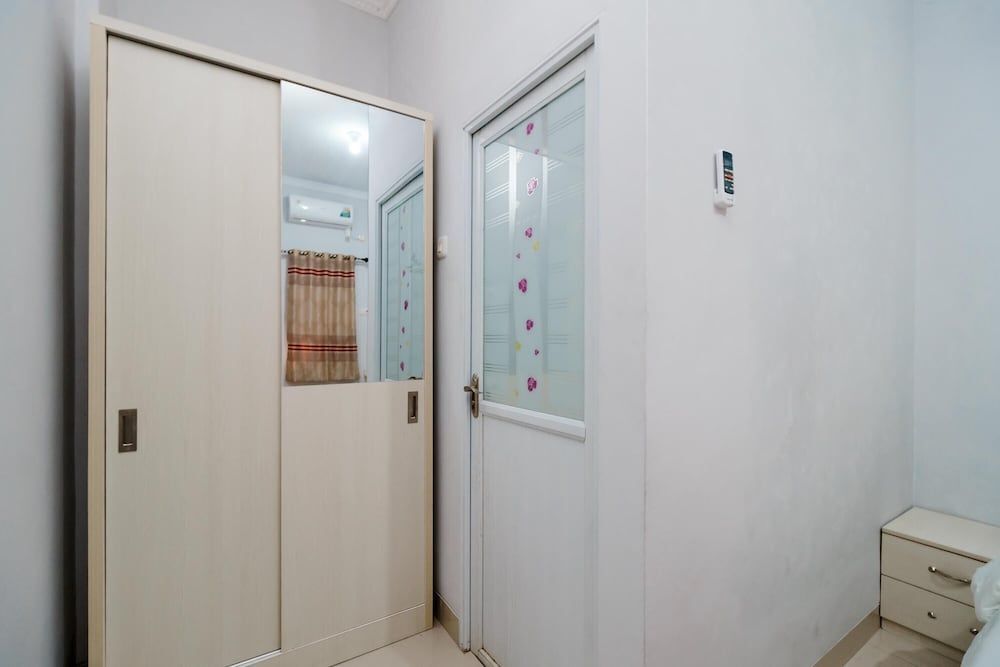 Палембанг: RedDoorz Syariah near Stasiun LRT Bumi Sriwijaya