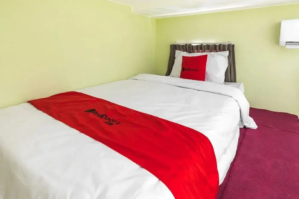 Сидоарджо: RedDoorz Syariah near Suncity Mall Sidoarjo