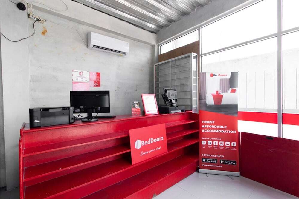 Батуретно: RedDoorz @ Raya Janti Yogyakarta