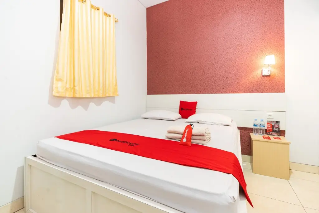 Манадо: RedDoorz Plus @ Jalan Pumorow Manado