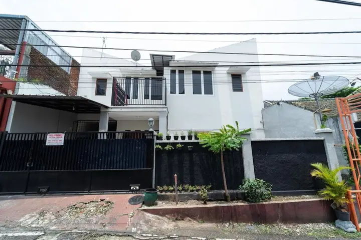 Маланг: KoolKost Female Syariah near SMAK Kolese Santo Yusup