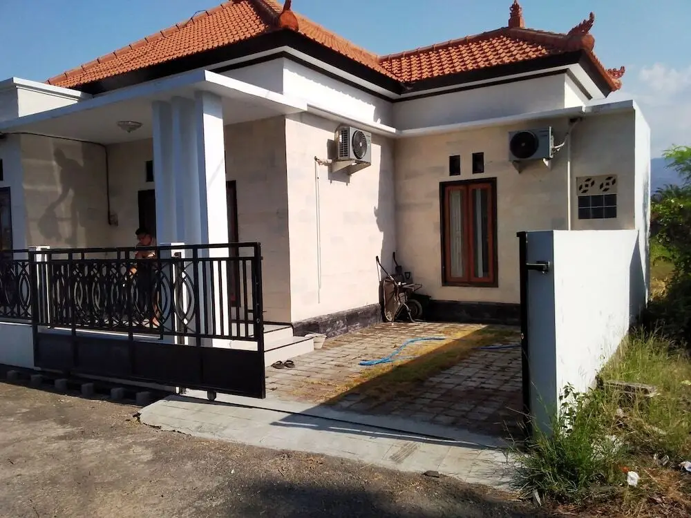 Умеаньяр: Nice Cozy Little new one House Full Furnished Bhv