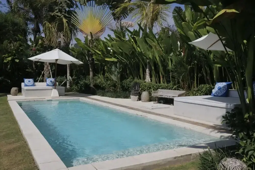 Чангу: Amazing Villa With Pool and Huge Lawn