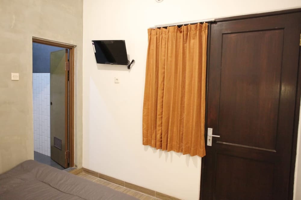 Сурабая: Nginepyuk Homestay