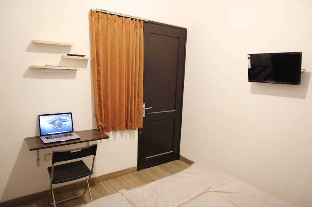 Сурабая: Nginepyuk Homestay