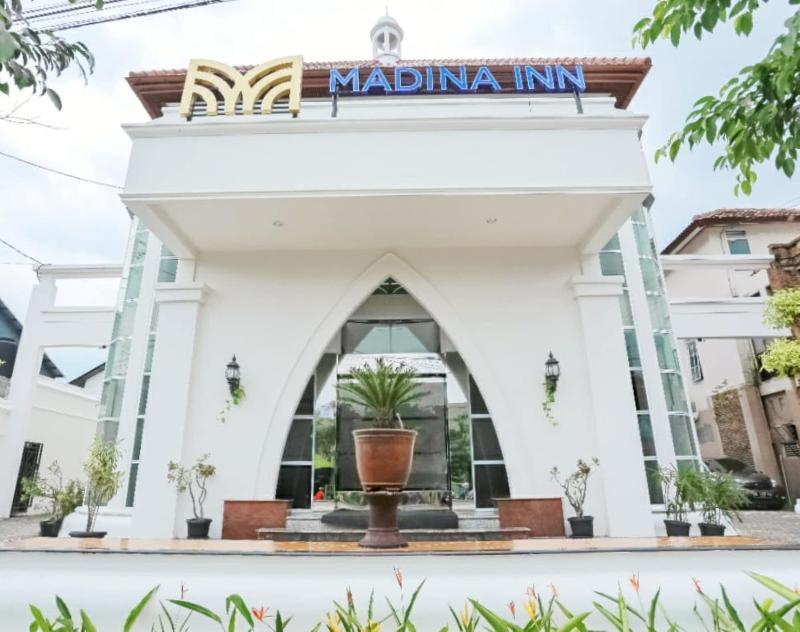 Джокьякарта: Madina Inn