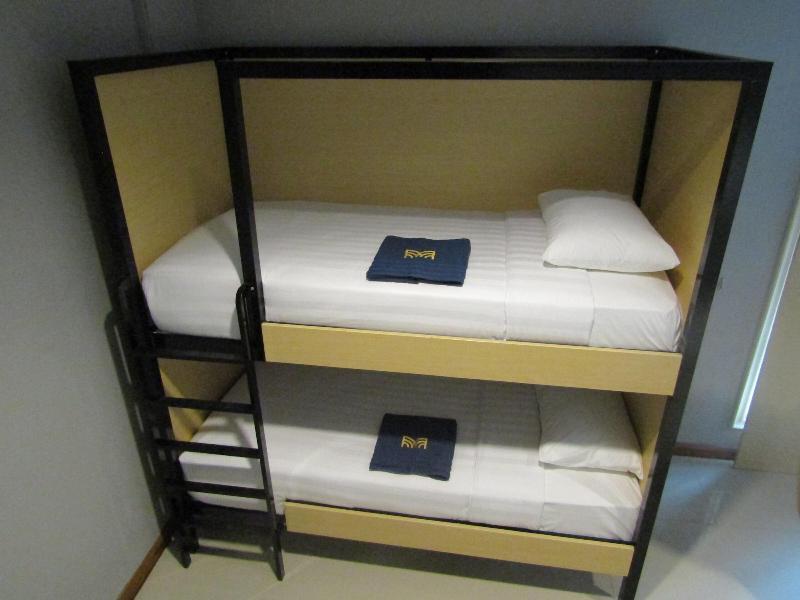 Джокьякарта: Madina Inn