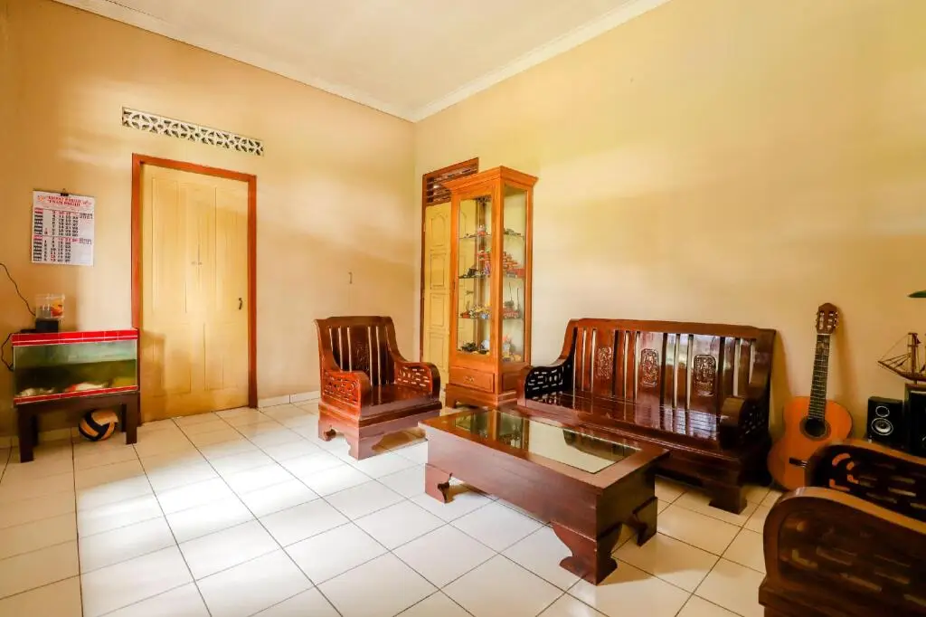 Гербосари: Guesthouse Sadewa