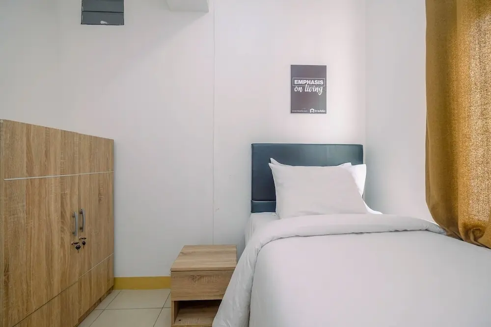Джакарта: Sea And Port View 2Br Green Bay Pluit Apartment
