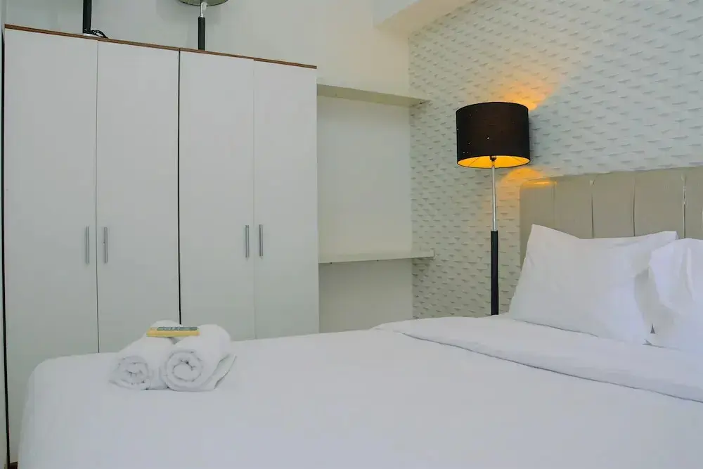 Джакарта: Spacious and Comfortable 2BR Green Bay Pluit Apartment