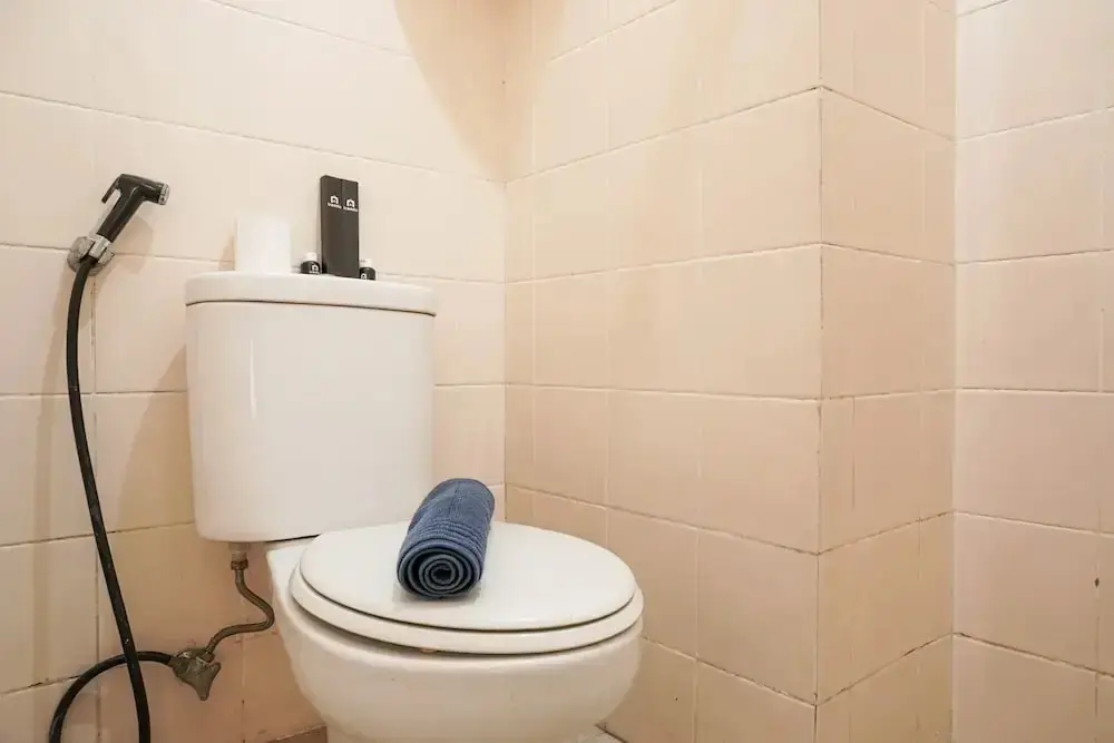 Джакарта: Modern Studio Apartment @ City Park
