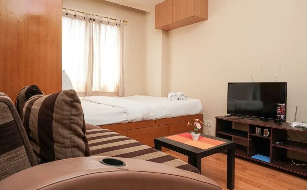 Джакарта: Modern Studio Apartment @ City Park