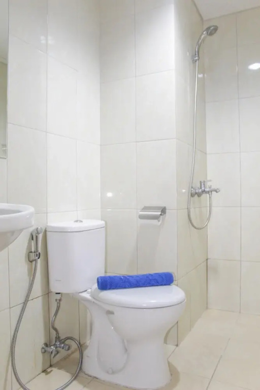 Джакарта: Strategic 2BR Apartment at Vittoria Residence