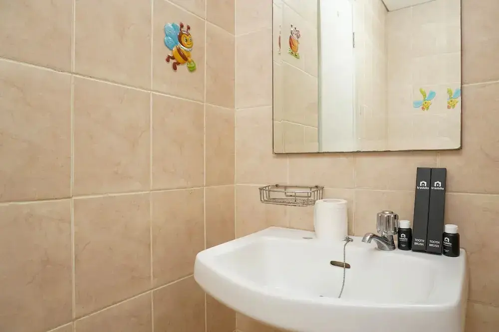Джакарта: Beautiful Studio at Cosmo Terrace Apartment
