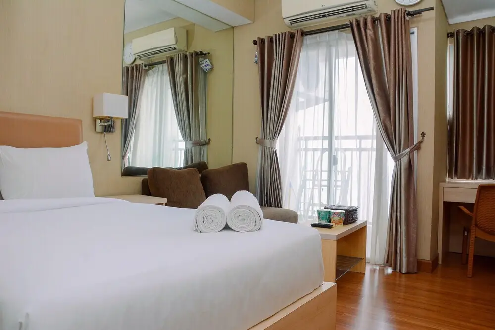 Джакарта: Cozy Living Studio at Cosmo Terrace Apartment