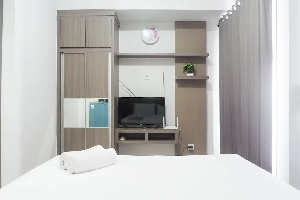 Сурабая: Relaxing Studio Apartement At Taman Melati