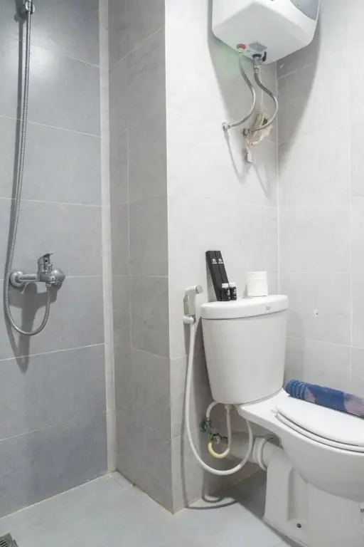 Сурабая: Relaxing Studio Apartement At Taman Melati