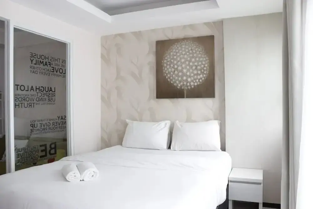 Бандунг: Spacious & Stylish Studio at Gateway Pasteur Apartment
