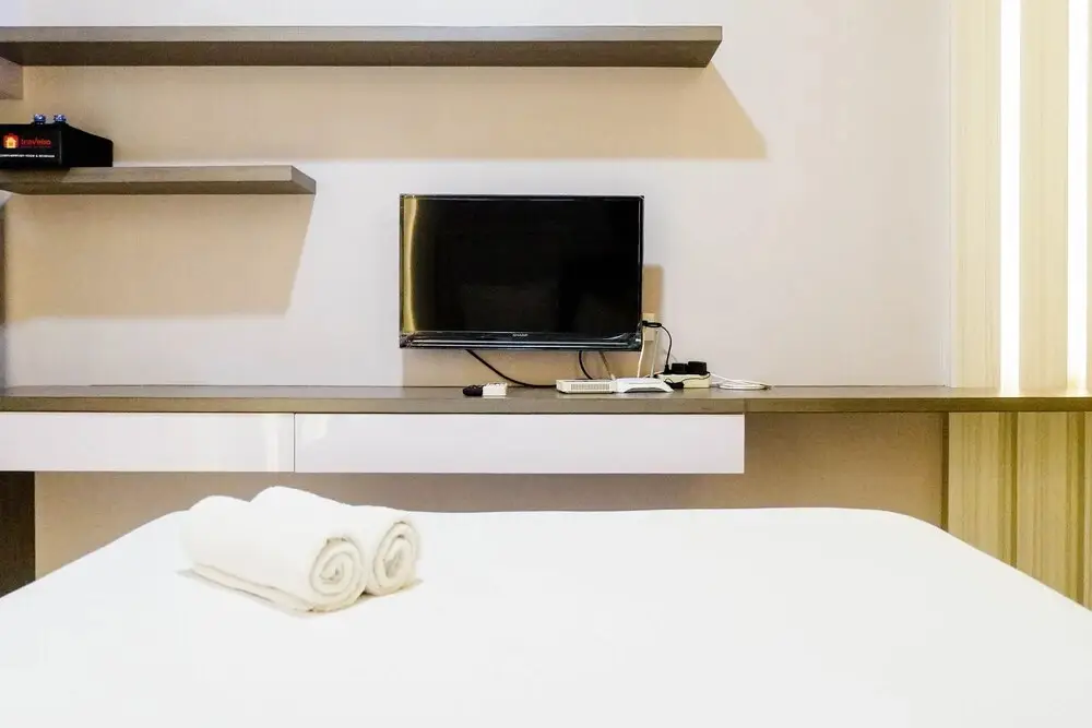 Сурабая: Comfy And Clean Studio Apartment At Orchard Supermall Mansion