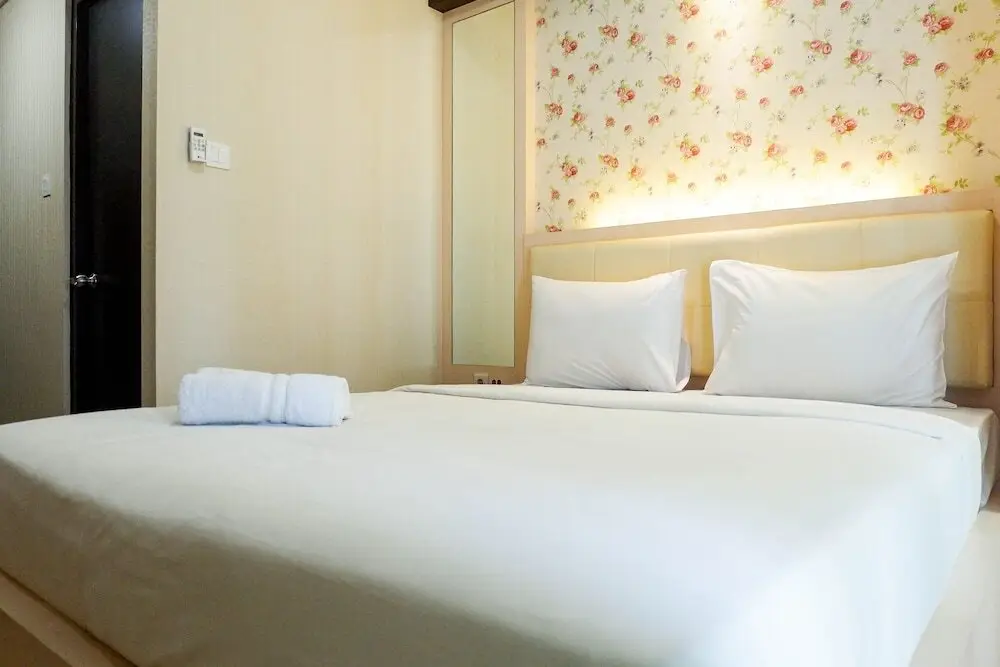 Сурабая: Strategic and Cozy Studio Room Apartment at Tamansari Papilio