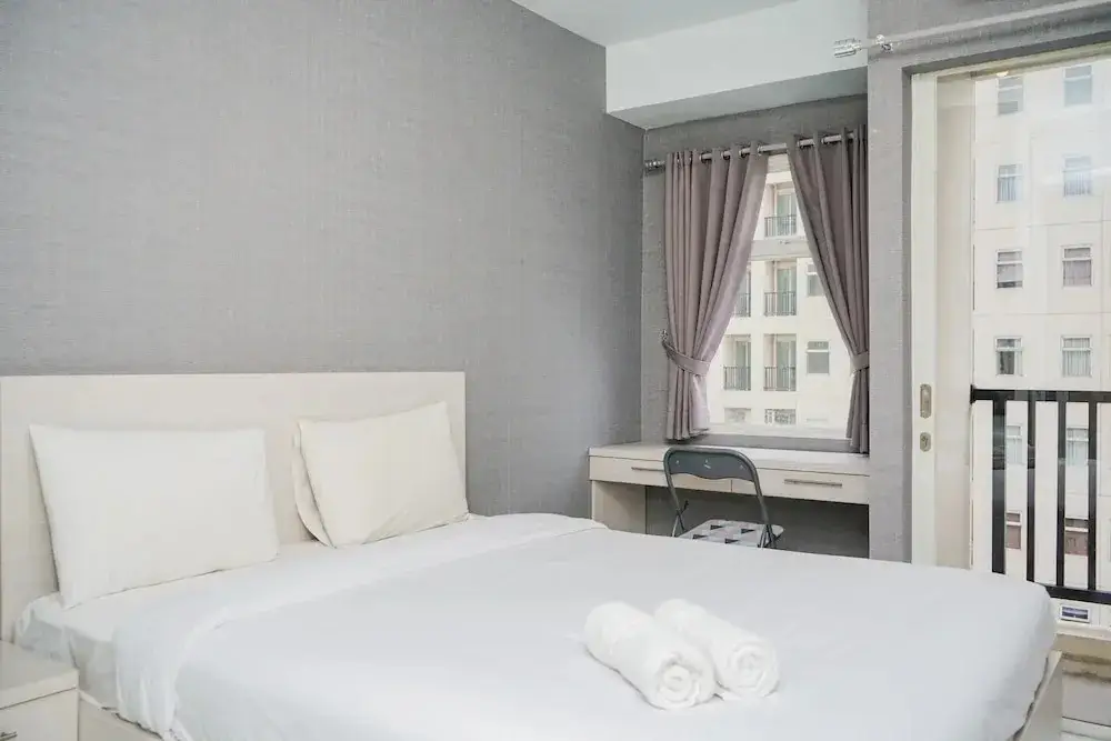 Тангеранг: Minimalist Style Studio Ayodhya Apartment
