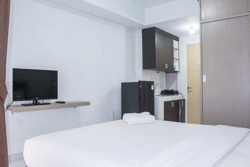 Тангеранг: Warm Studio Apartment at Ayodhya Residences