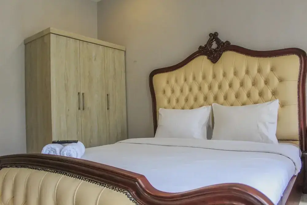 Тангеранг: Simple Living Studio Apartment at Ayodhya Residences