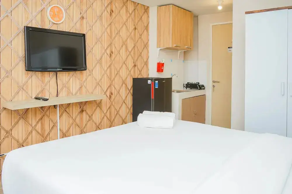 Тангеранг: Homey and Simply Studio Apartment at Ayodhya Residences