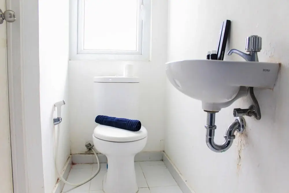 Тангеранг: Minimalist and Stylish Studio Aeropolis Tangerang Apartment
