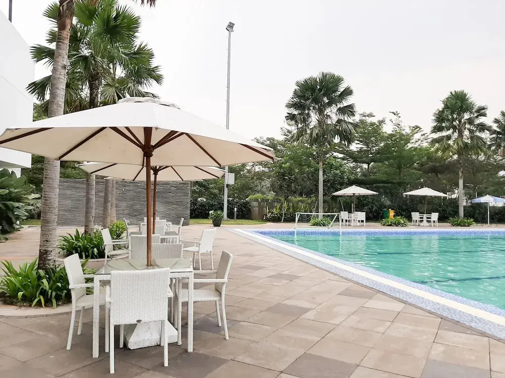Тангеранг: Minimalist and Stylish Studio Aeropolis Tangerang Apartment