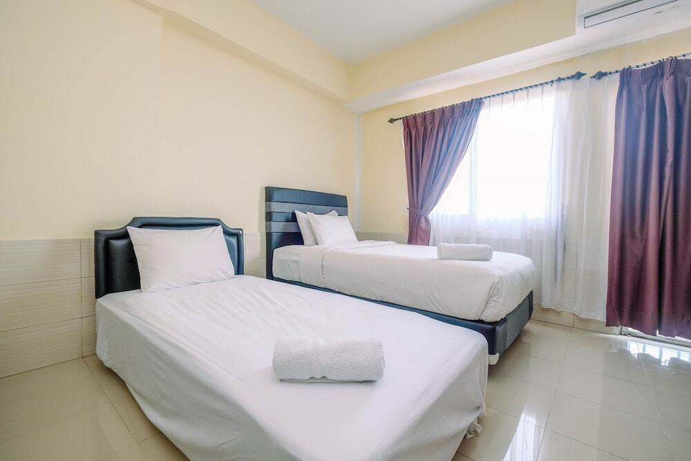 Депок: Homey Good Studio Depok Park View Condominium Apartment