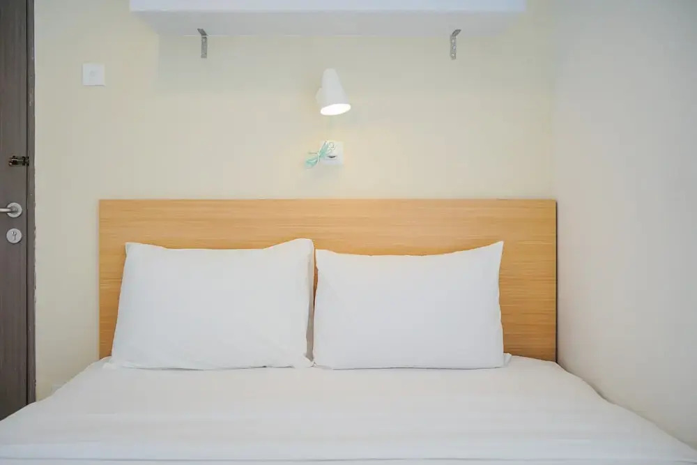 Южный Тангеранг: Cozy and Relaxing 2BR Apartment @ Emerald Bintaro