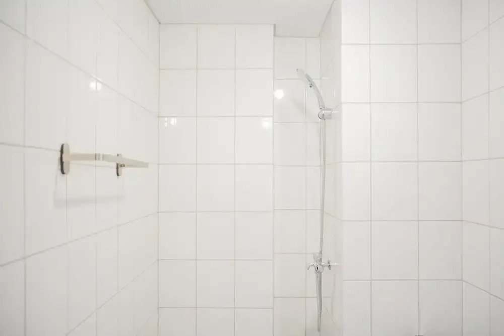 Южный Тангеранг: Cozy and Relaxing 2BR Apartment @ Emerald Bintaro