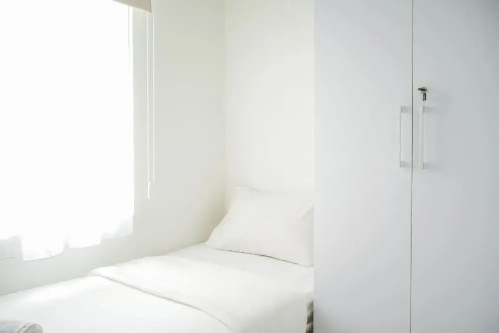 Minimalist 2BR at Emerald Bintaro Apartment — фото 1