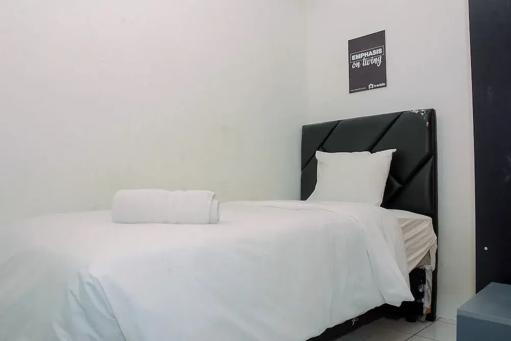 Джакарта: 2BR Pancoran Riverside Apartment Fully Furnished