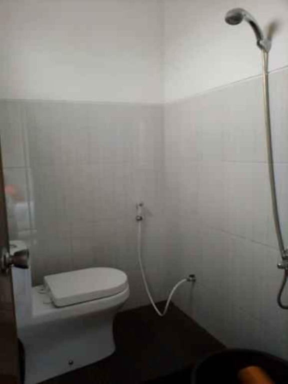 Надисари: Yustin Family Homestay Syariah Malang