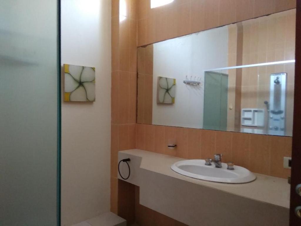 Пурвокерто: GK Gallery Rumah Sewa