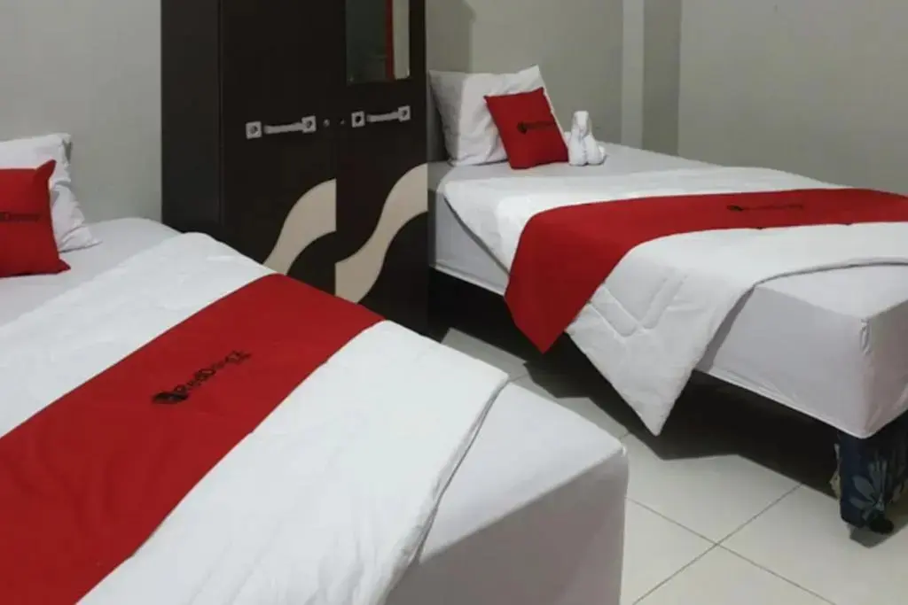 Мамуджу: RedDoorz @ Hotel Yaki Mamuju