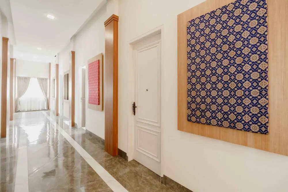 Паданг: RedDoorz Plus Syariah @ Jalan Dr Sutomo Padang