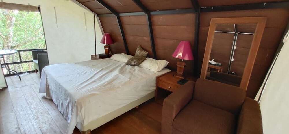 Батуретно: Watu Mabur Holiday Centre and Camping