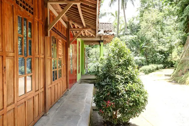 Харготирто: Homestay Yoto