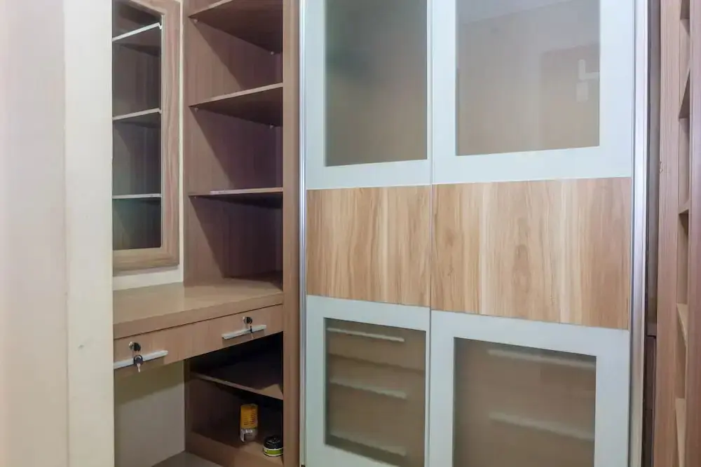 Джакарта: Good Location with Simply Furnished 1BR Apartment Woodland Park