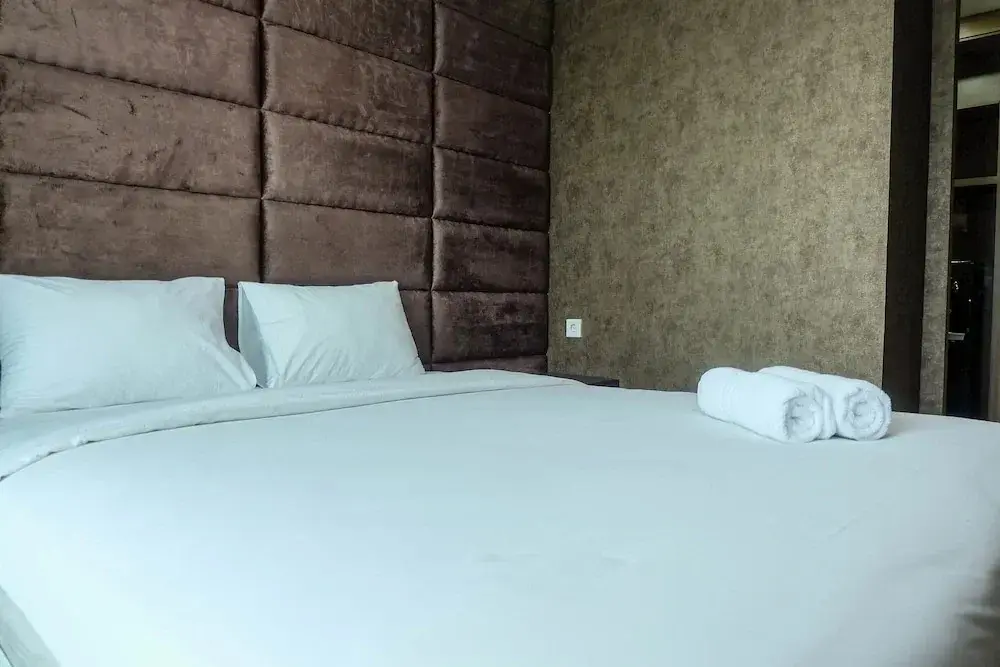 Джакарта: Good Location with Simply Furnished 1BR Apartment Woodland Park